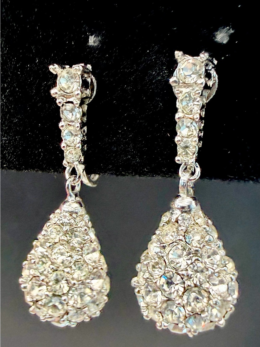 Vintage CINER Rhinestone Teardrop Dangle Clip On Earrings Signed Pavé